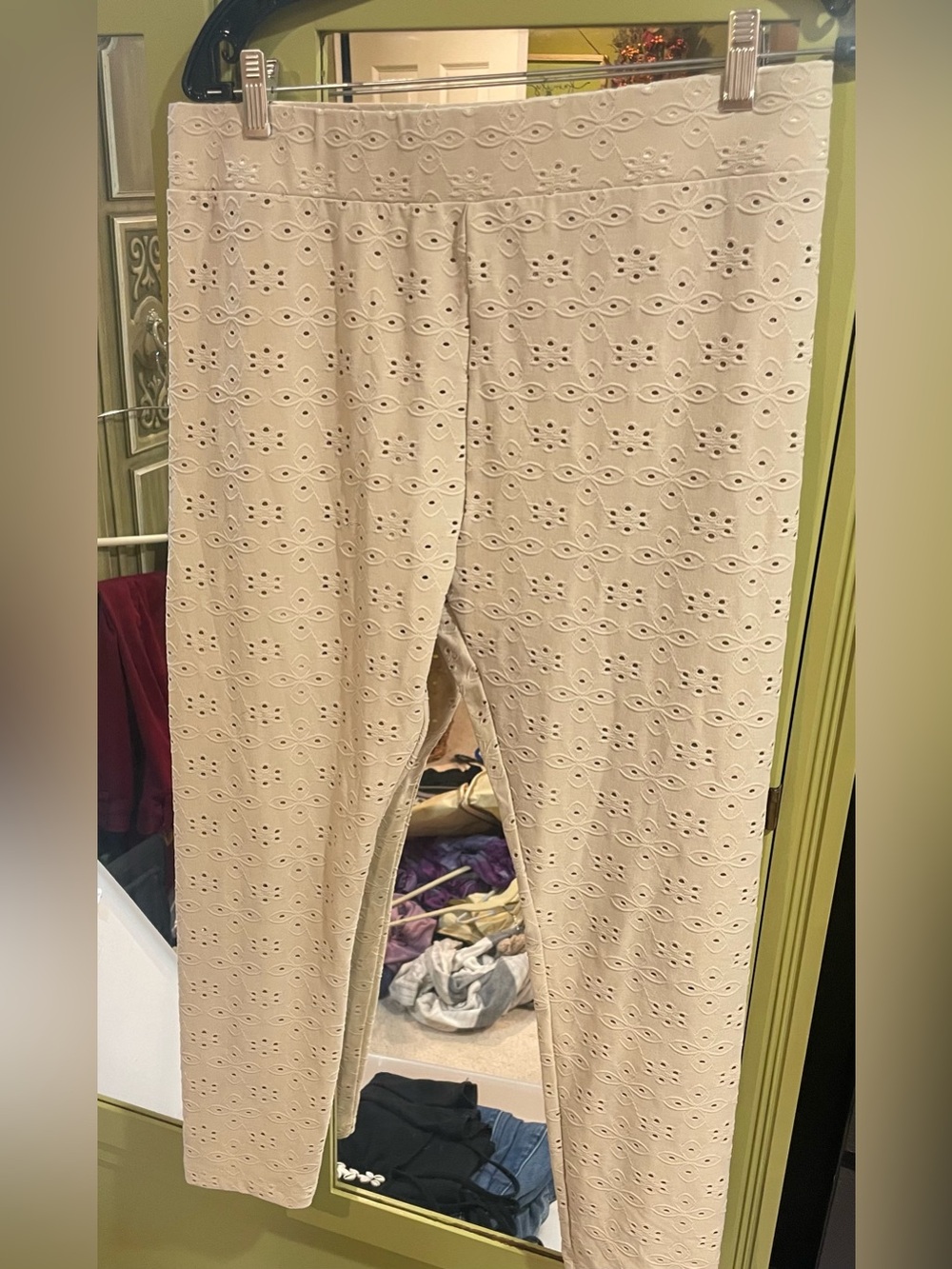 Lori Goldstein LOGO Cream Eyelet Ponte Leggings